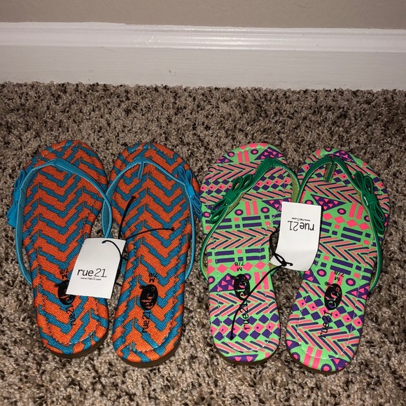💕RUE21  2 SANDAL BUNDLE💕 - Picture 3 of 8